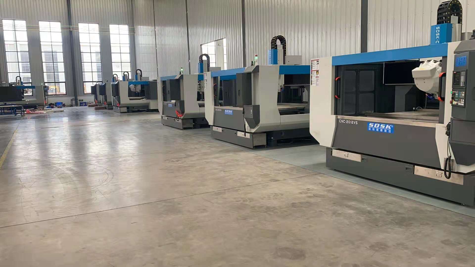 鋁型材加工設(shè)備好嗎？